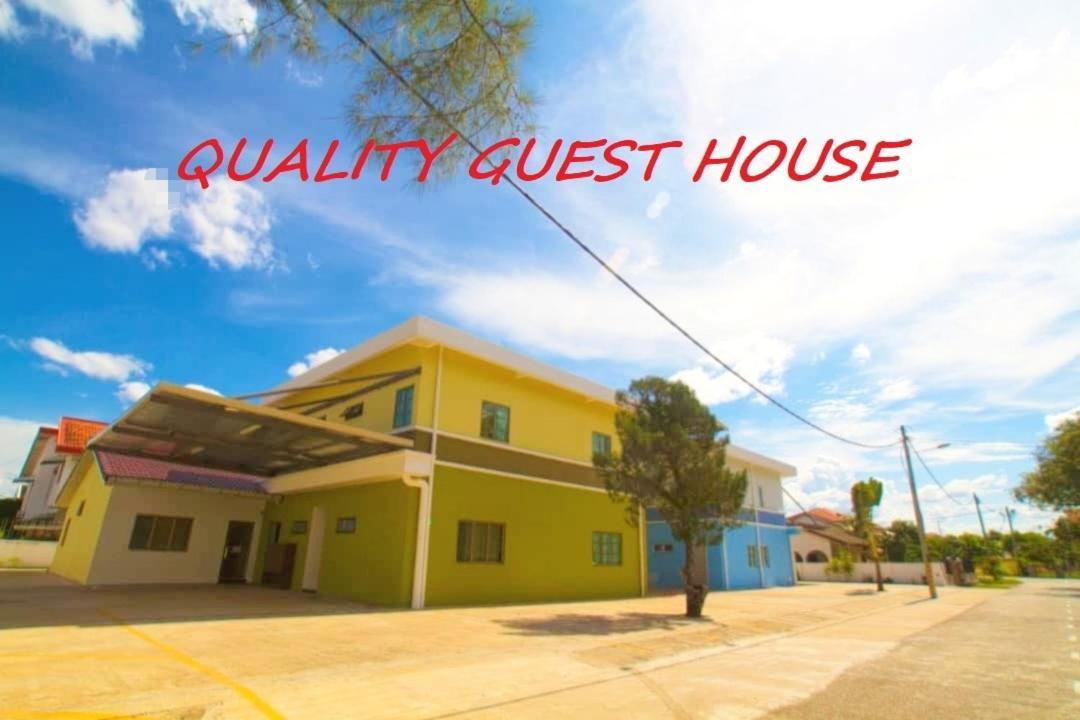 Quality Guest House Kuantan Extérieur photo